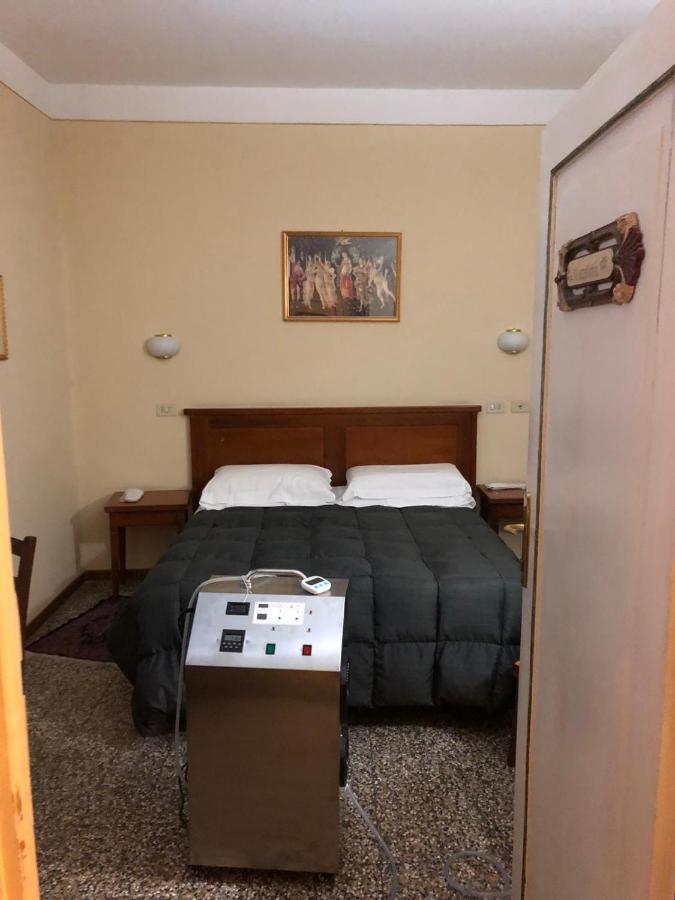 Bellevue House Affittacamere Флоренция Екстериор снимка